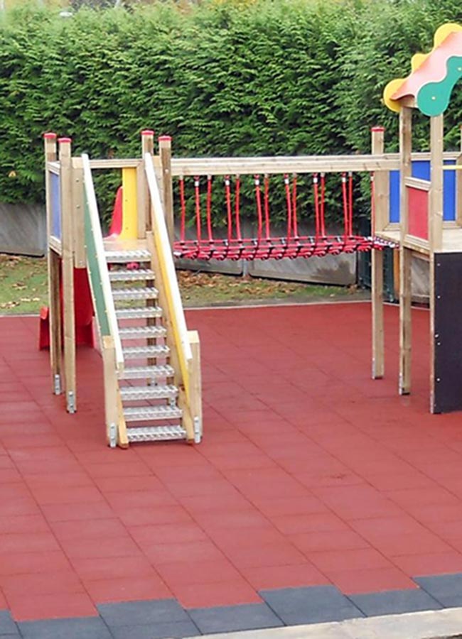 Bewegungsräume - Kletterwand